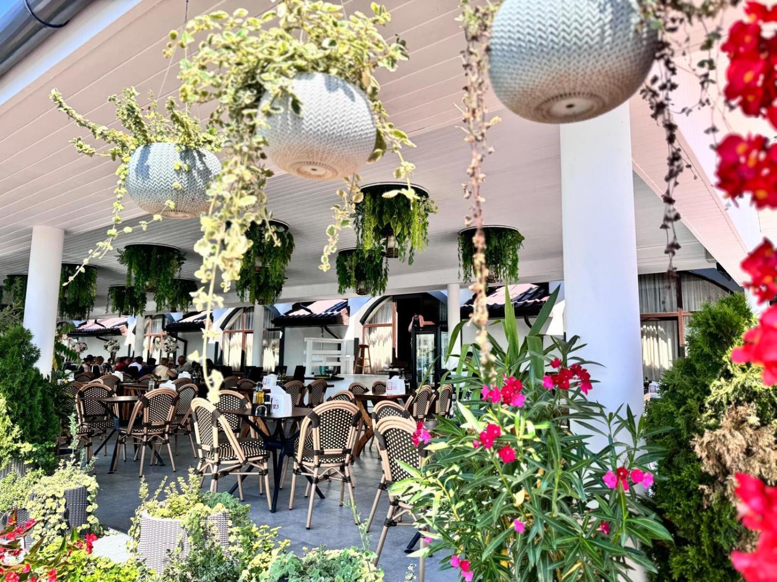 Hanul Domnesc Imperial Hotel & Spa Călan Eksteriør bilde