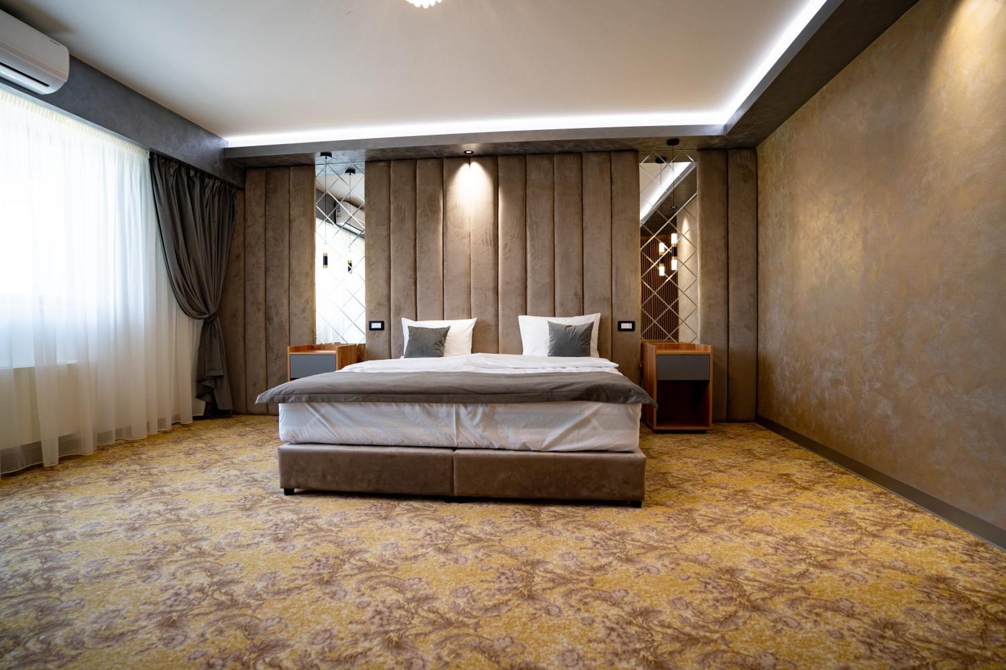 Hanul Domnesc Imperial Hotel & Spa Călan Eksteriør bilde